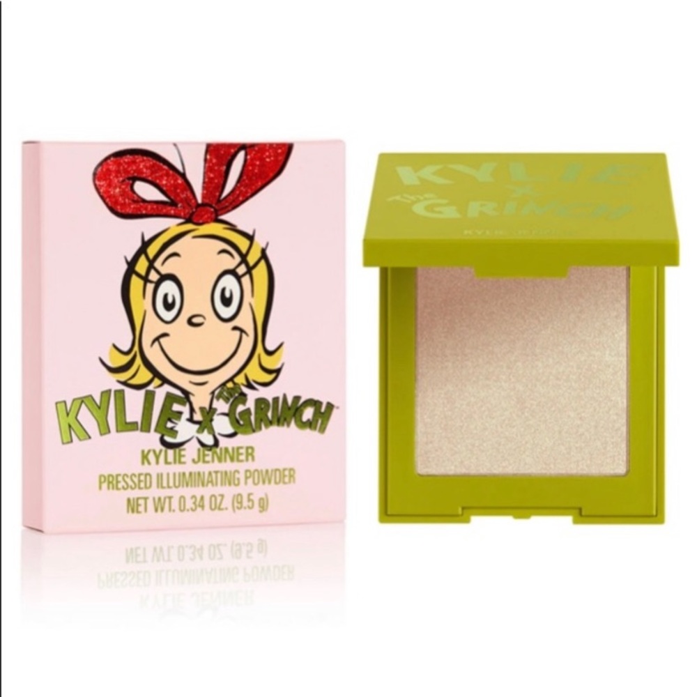 Kylie X Grinch- Illuminating powder